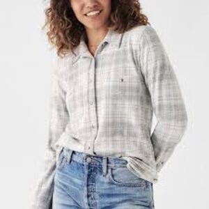Faherty Legend Sweater Shirt Gray Plaid Flannel Button Up Women’s Small